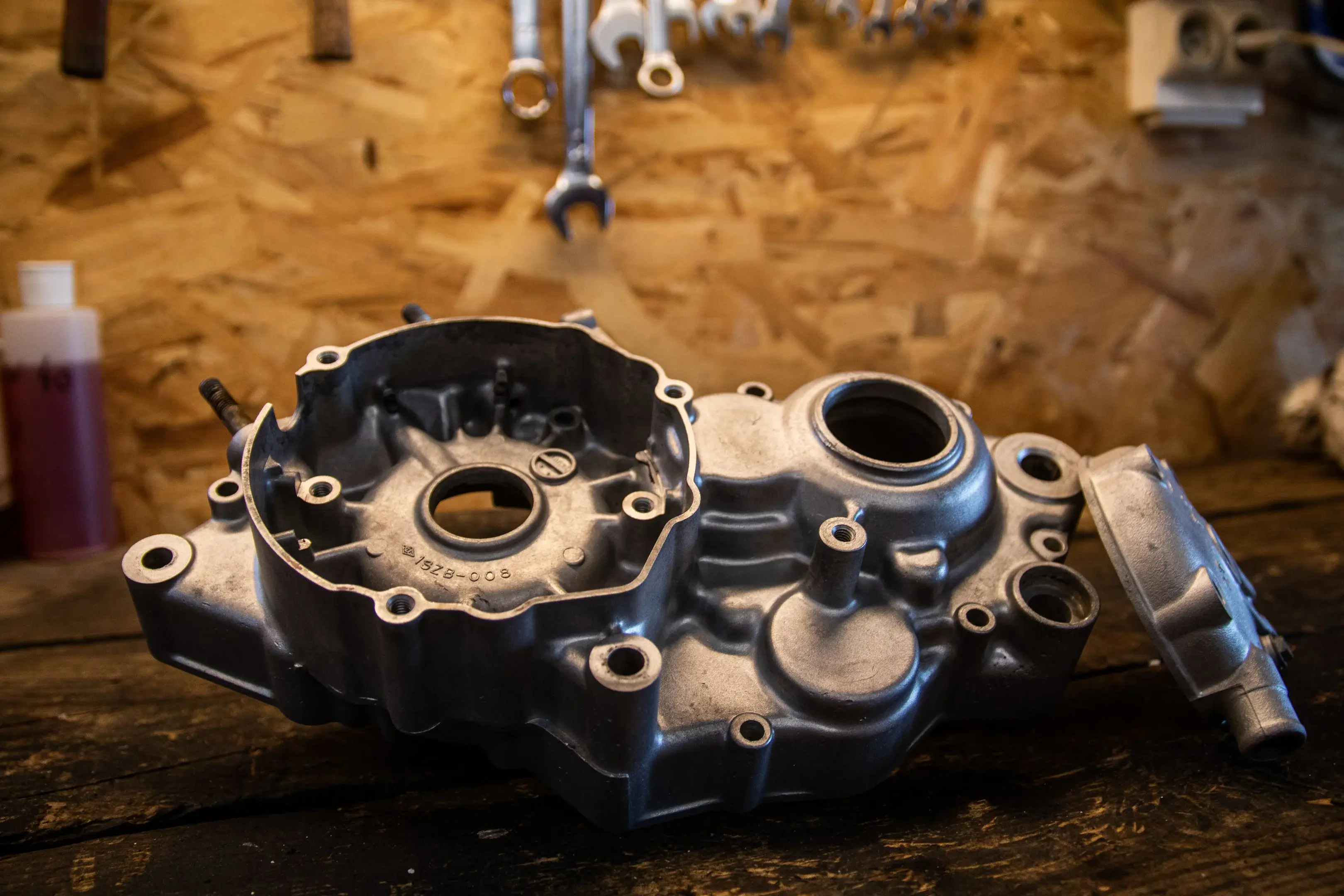 Carter moteur après traitement par vapor blasting